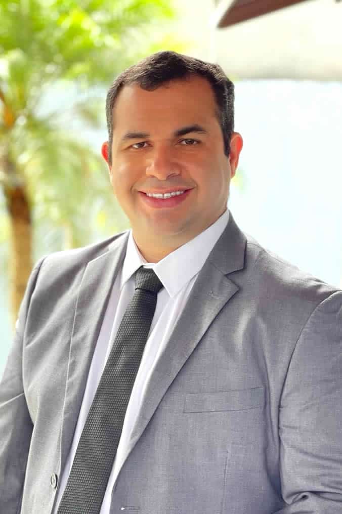 Dr. Moisés Alcolumbre | OAB/AP 1298